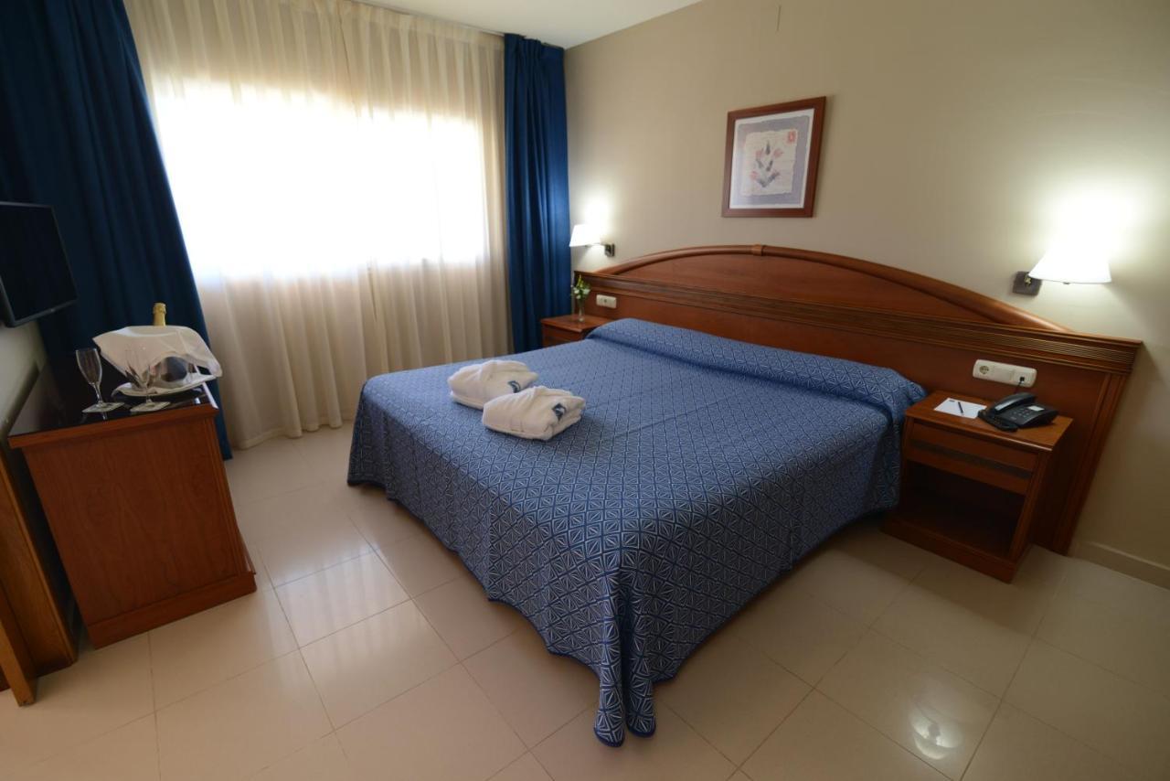 บาเอีย ทรอปิคัล Hotel อัลมูเญการ์ ภายนอก รูปภาพ